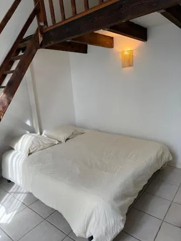 Oullins T3 Cosy 70M2 - 6 Pers 2 Chambre - 2 Mezzanines Metro & Centre A Pied 0*,