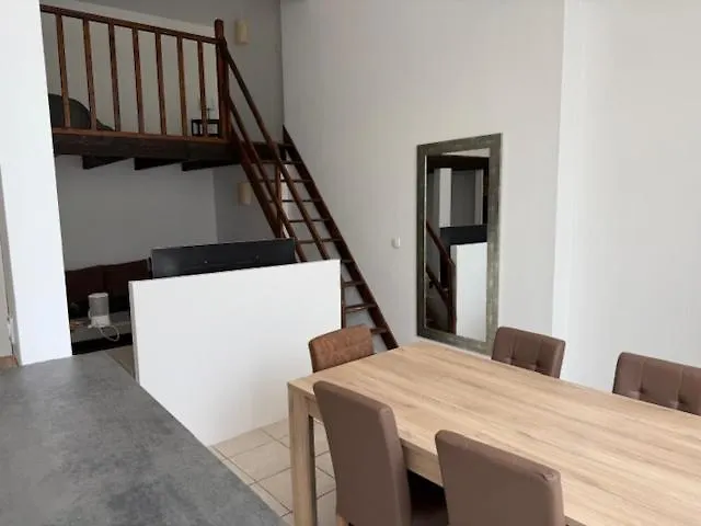 Oullins T3 Cosy 70M2 - 6 Pers 2 Chambre - 2 Mezzanines Metro & Centre A Pied