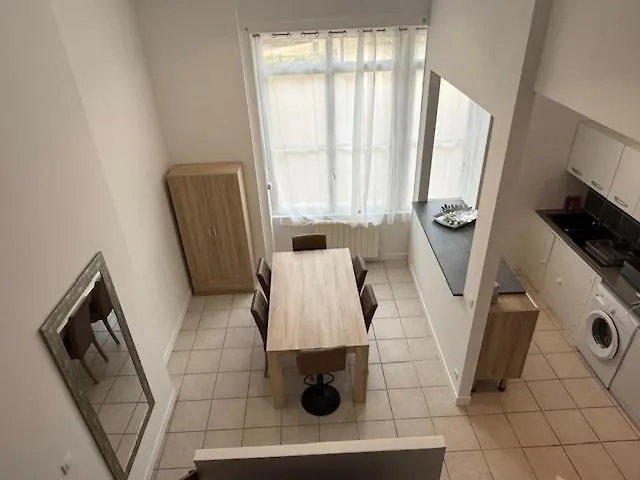 Oullins T3 Cosy 70M2 - 6 Pers 2 Chambre - 2 Mezzanines Metro & Centre A Pied Apartment
