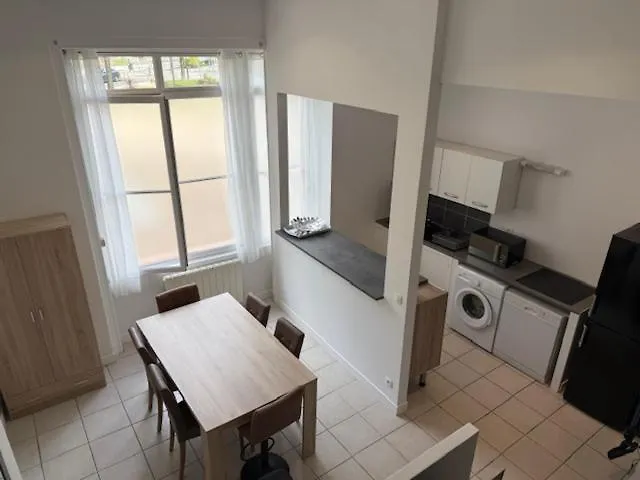 Oullins T3 Cosy 70M2 - 6 Pers 2 Chambre - 2 Mezzanines Metro & Centre A Pied France